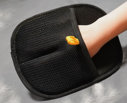 Pet Fur Remover Glove – Groom & De-Shed in One Stroke