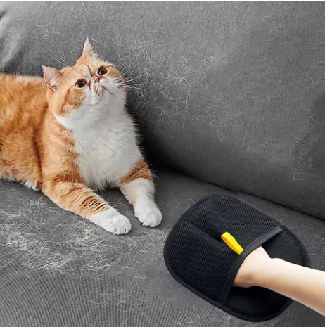 Pet Fur Remover Glove – Groom & De-Shed in One Stroke